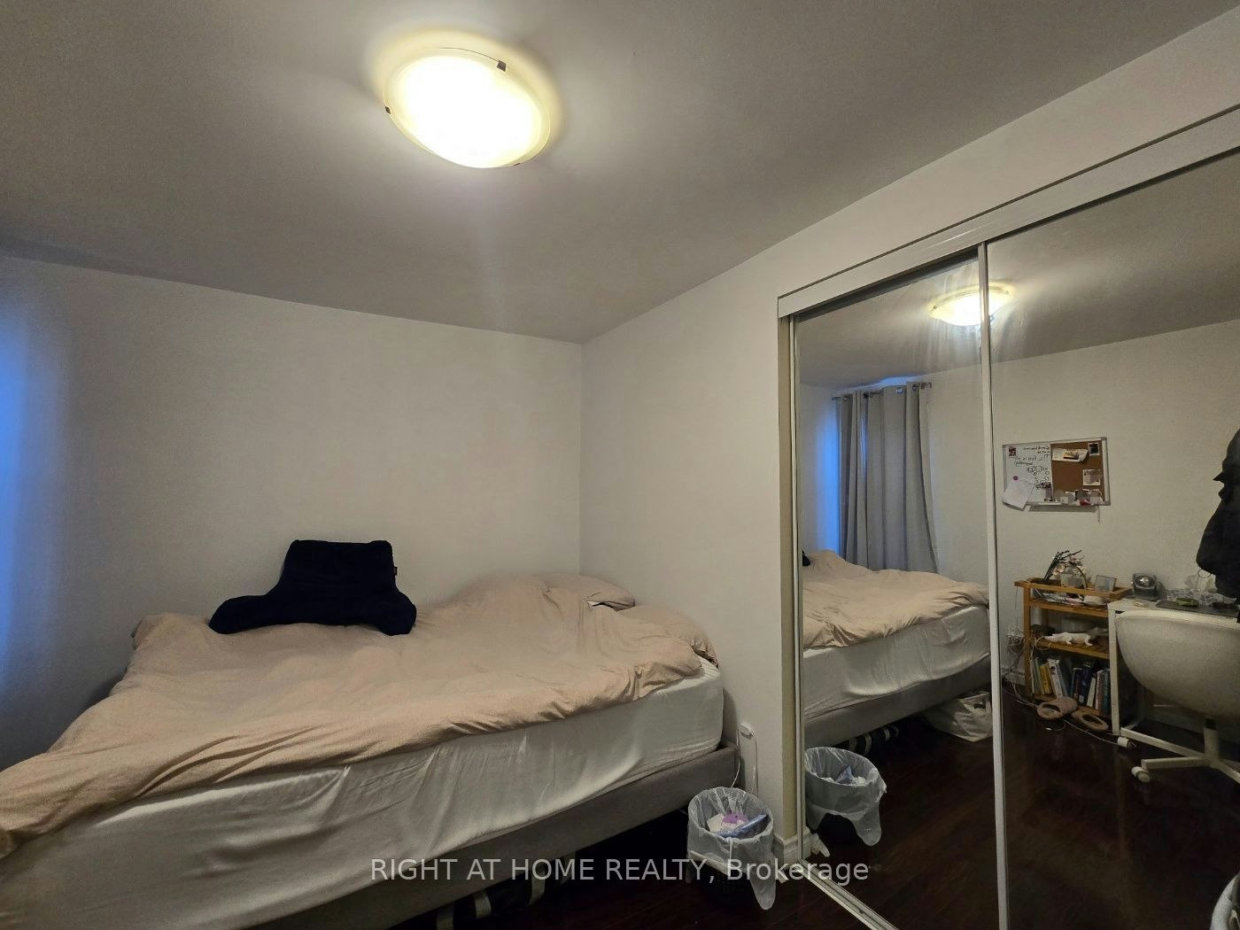 3rd Floor-608 Bloor Street W, Toronto, ON, M6G 1K4 - 10