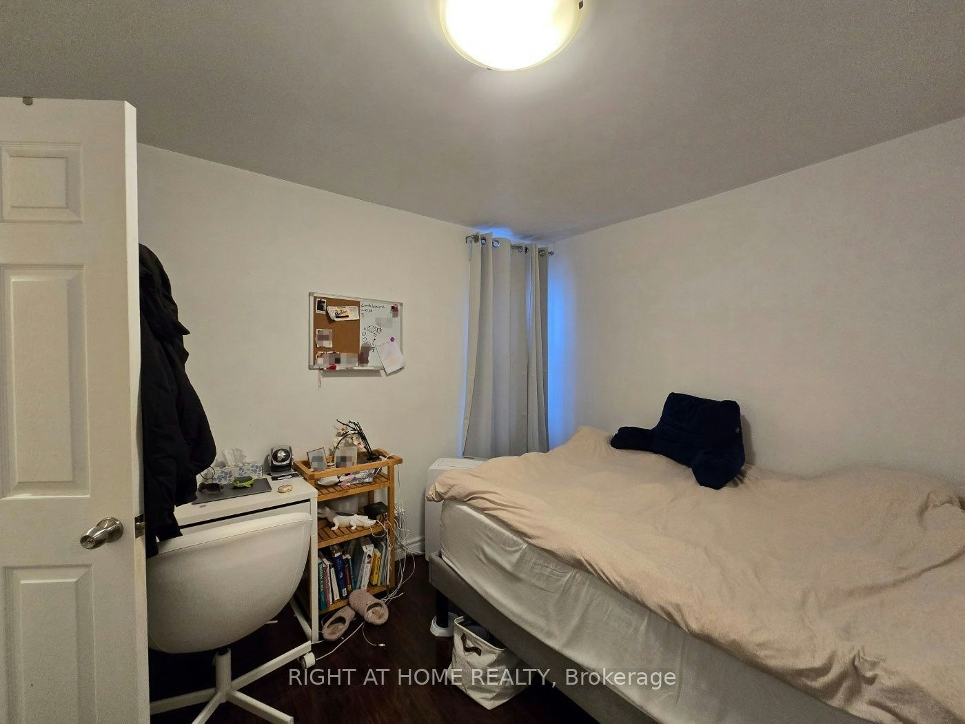 3rd Floor-608 Bloor Street W, Toronto, ON, M6G 1K4 - 11