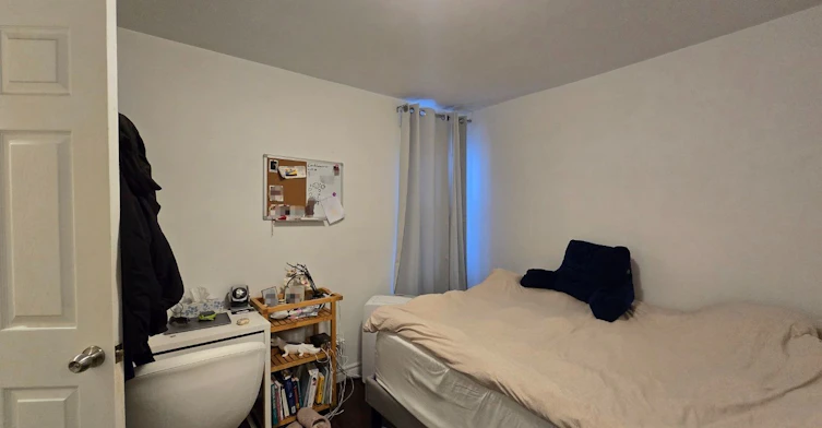 3rd Floor-608 Bloor Street W, Toronto, ON, M6G 1K4 - 11