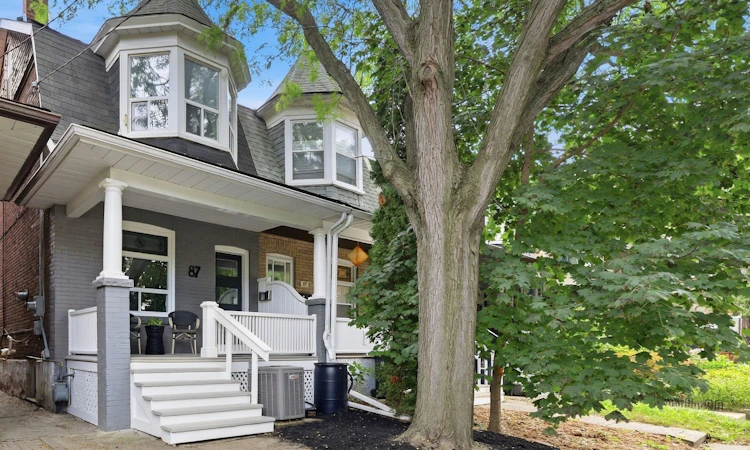 87 Olive Avenue