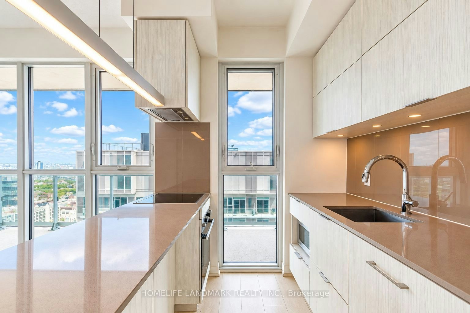 3812-15 Lower Jarvis Street, Toronto, ON, M5E 0C4 - 2