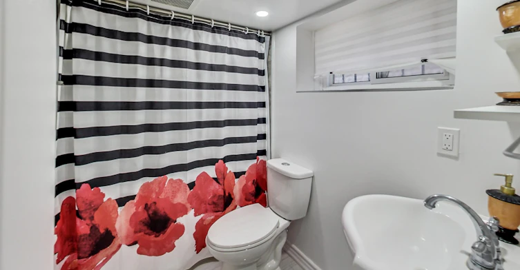 633 Glenholme Avenue, Toronto, ON, M6E 3G8 - 33
