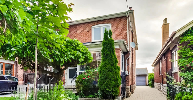 633 Glenholme Avenue, Toronto, ON, M6E 3G8