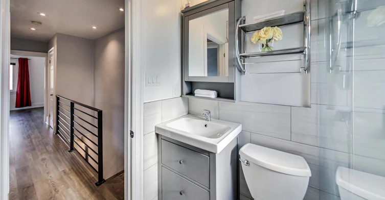 633 Glenholme Avenue, Toronto, ON, M6E 3G8 - 28