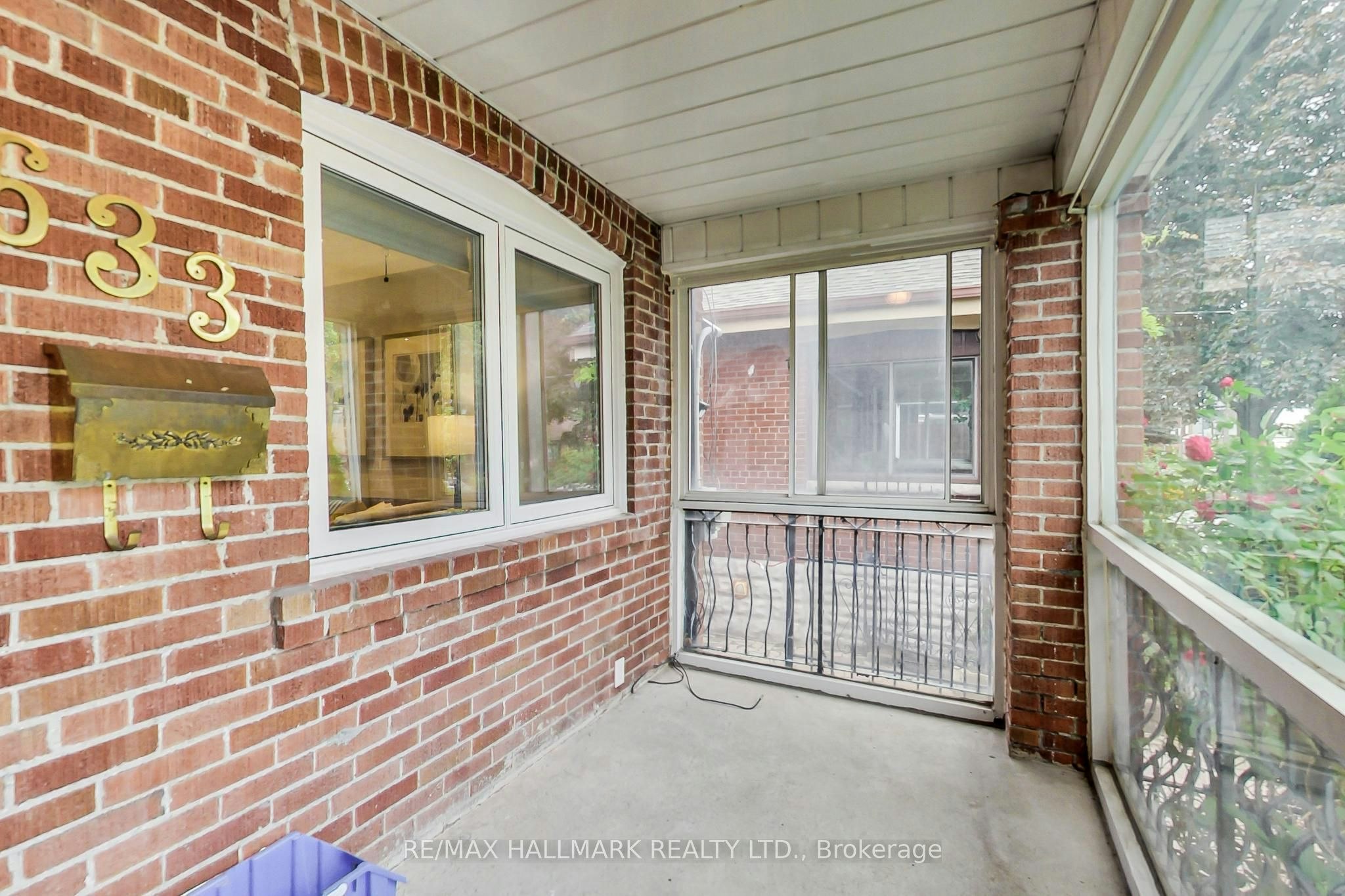 633 Glenholme Avenue, Toronto, ON, M6E 3G8 - 7