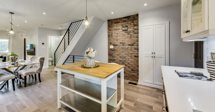 633 Glenholme Avenue, Toronto, ON, M6E 3G8 - 16