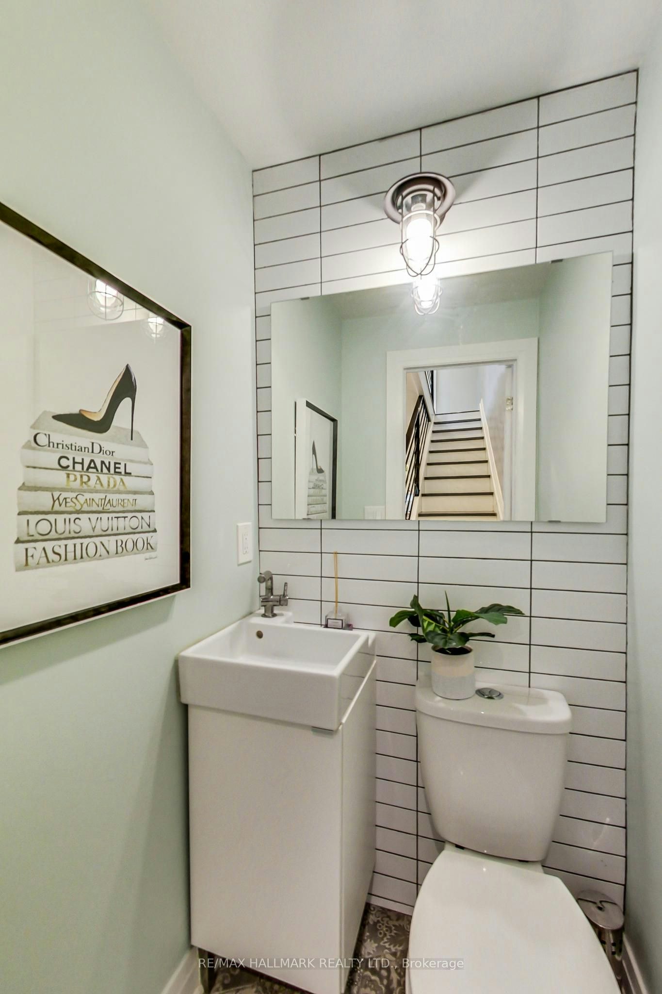 633 Glenholme Avenue, Toronto, ON, M6E 3G8 - 17