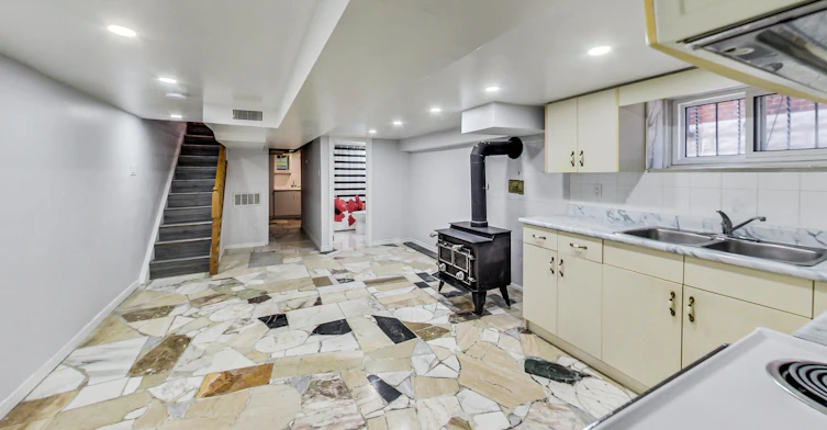633 Glenholme Avenue, Toronto, ON, M6E 3G8 - 30