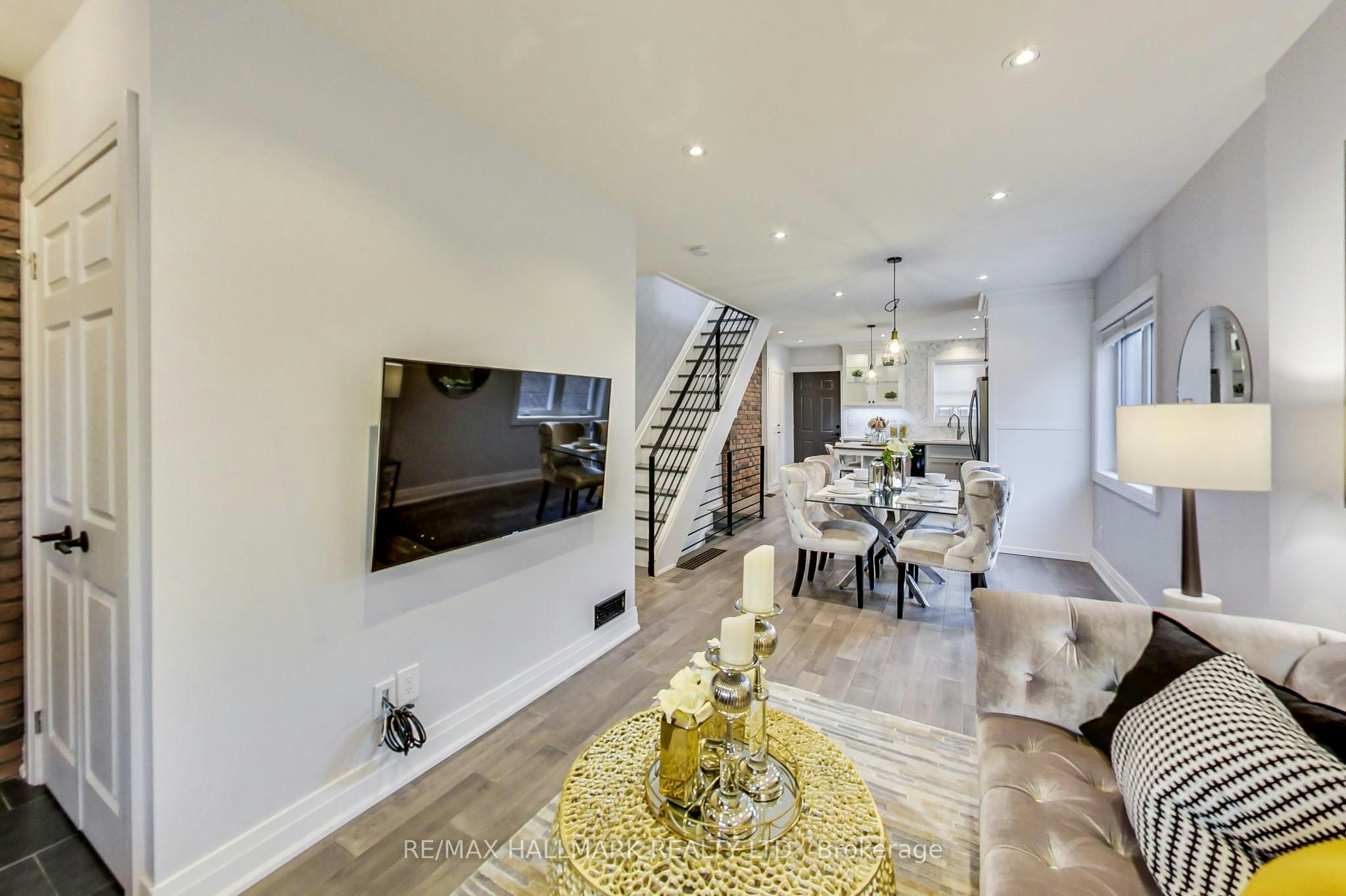 633 Glenholme Avenue, Toronto, ON, M6E 3G8 - 10