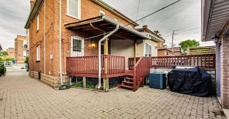 633 Glenholme Avenue, Toronto, ON, M6E 3G8 - 40
