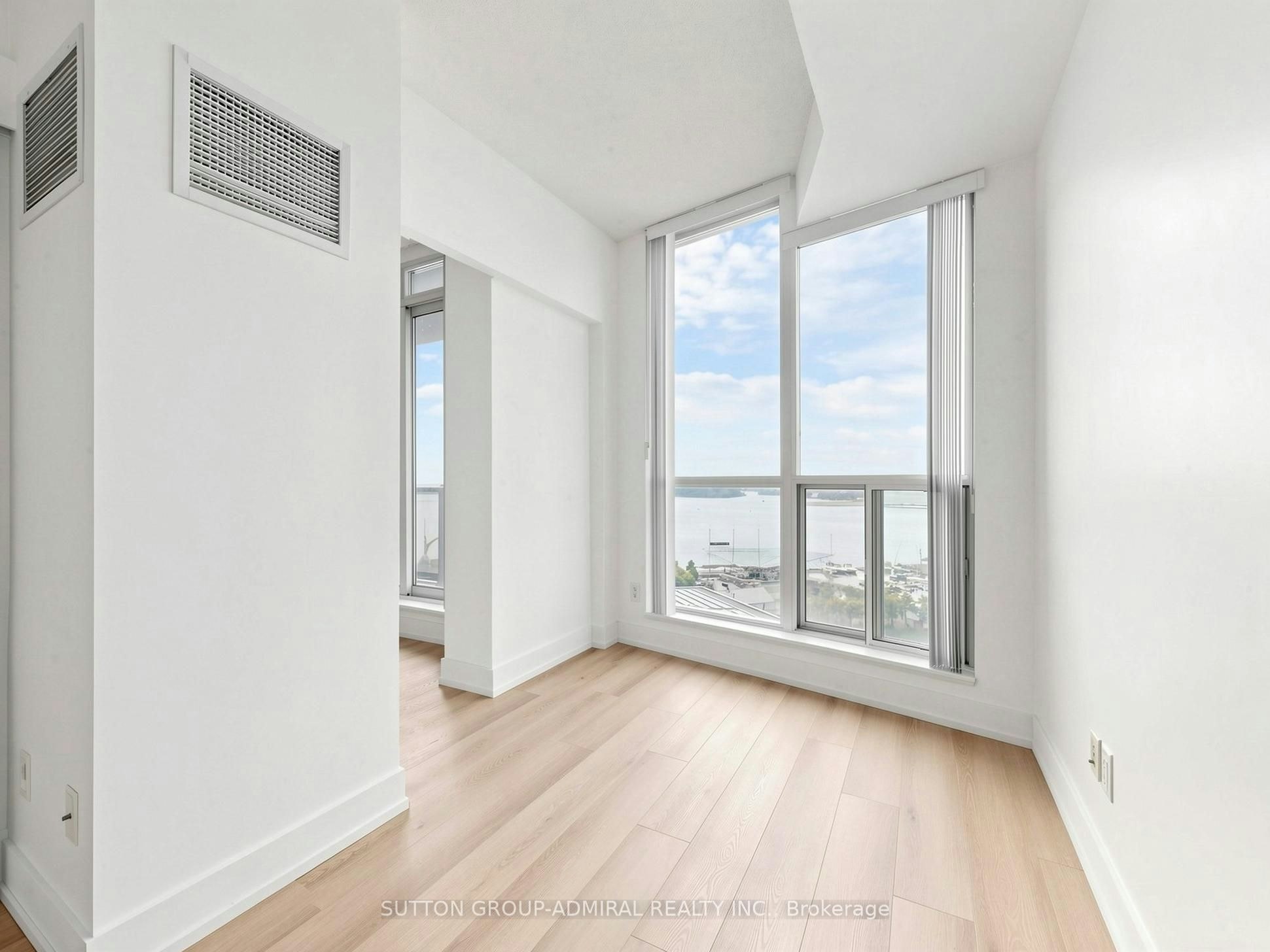 1410-218 Queens Quay W, Toronto, ON, M5J 2Y6 - 12