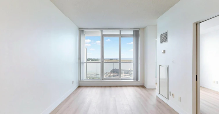 1410-218 Queens Quay W, Toronto, ON, M5J 2Y6 - 2