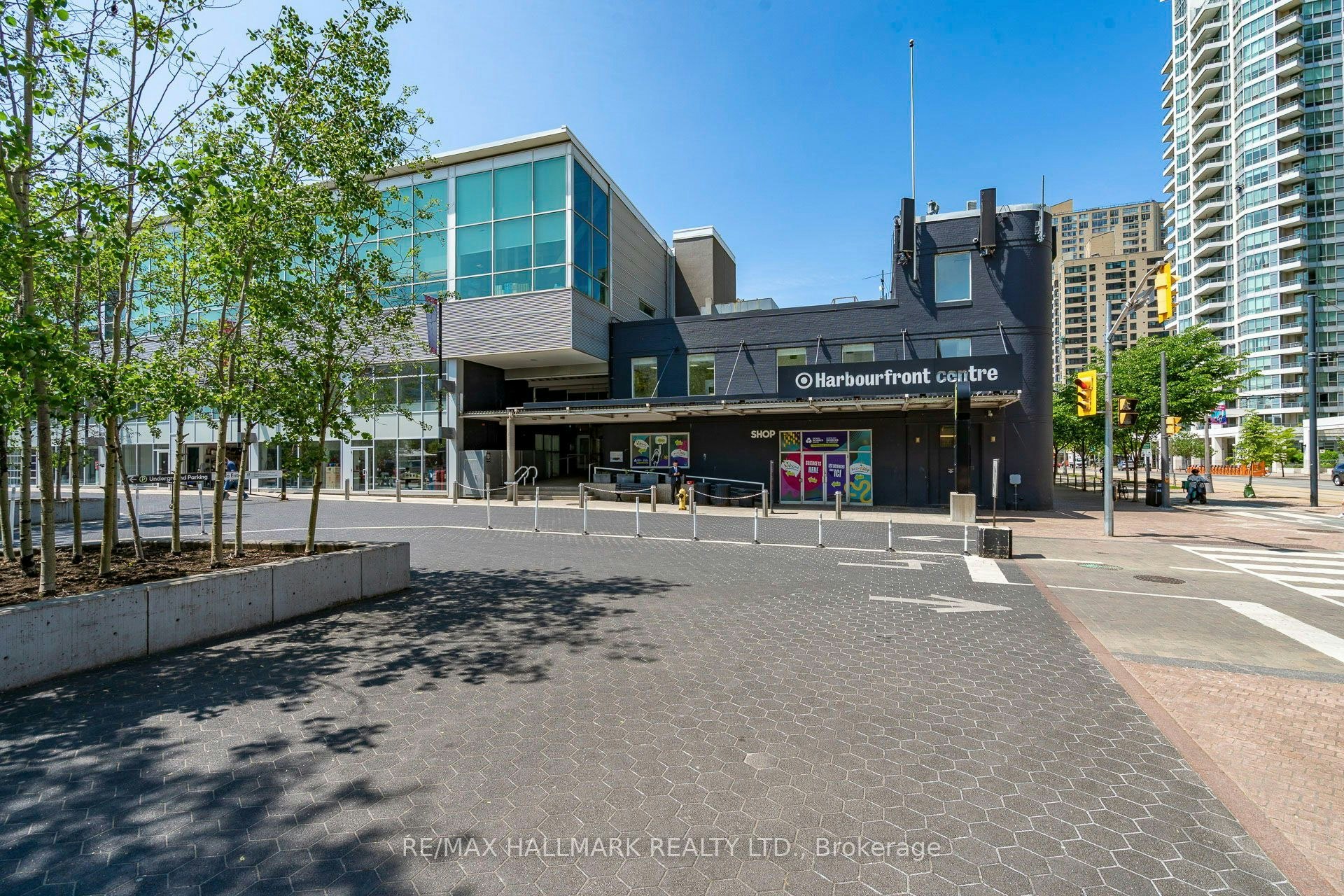 402-218 Queens Quay W, Toronto, ON, M5J 2Y6 - 33