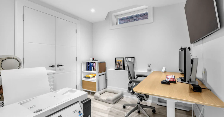 370 Hillsdale Avenue E, Toronto, ON, M4S 1T8 - 31