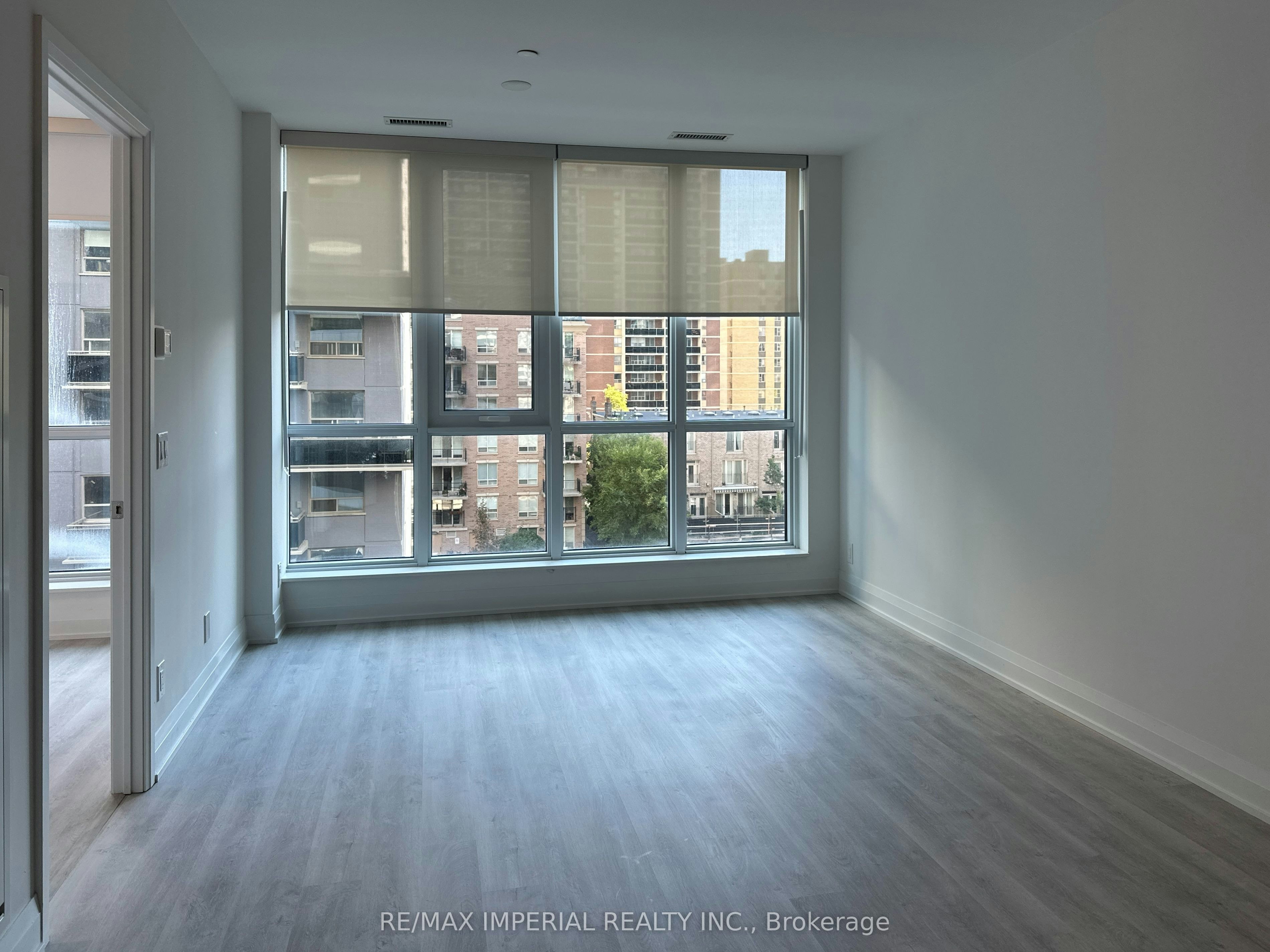 406-65 Broadway Avenue, Toronto, ON, M4P 1T9 - 3