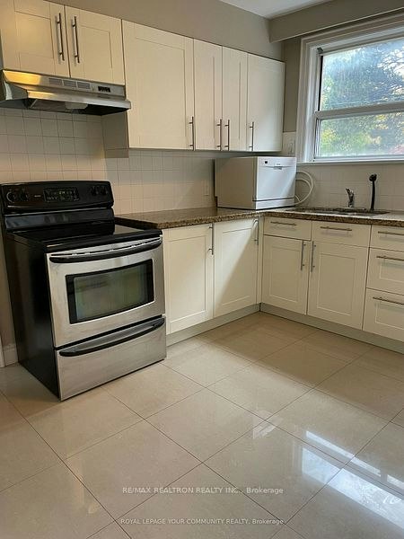 Main-277 Bogert Avenue, Toronto, ON, M2N 1L4 - 16