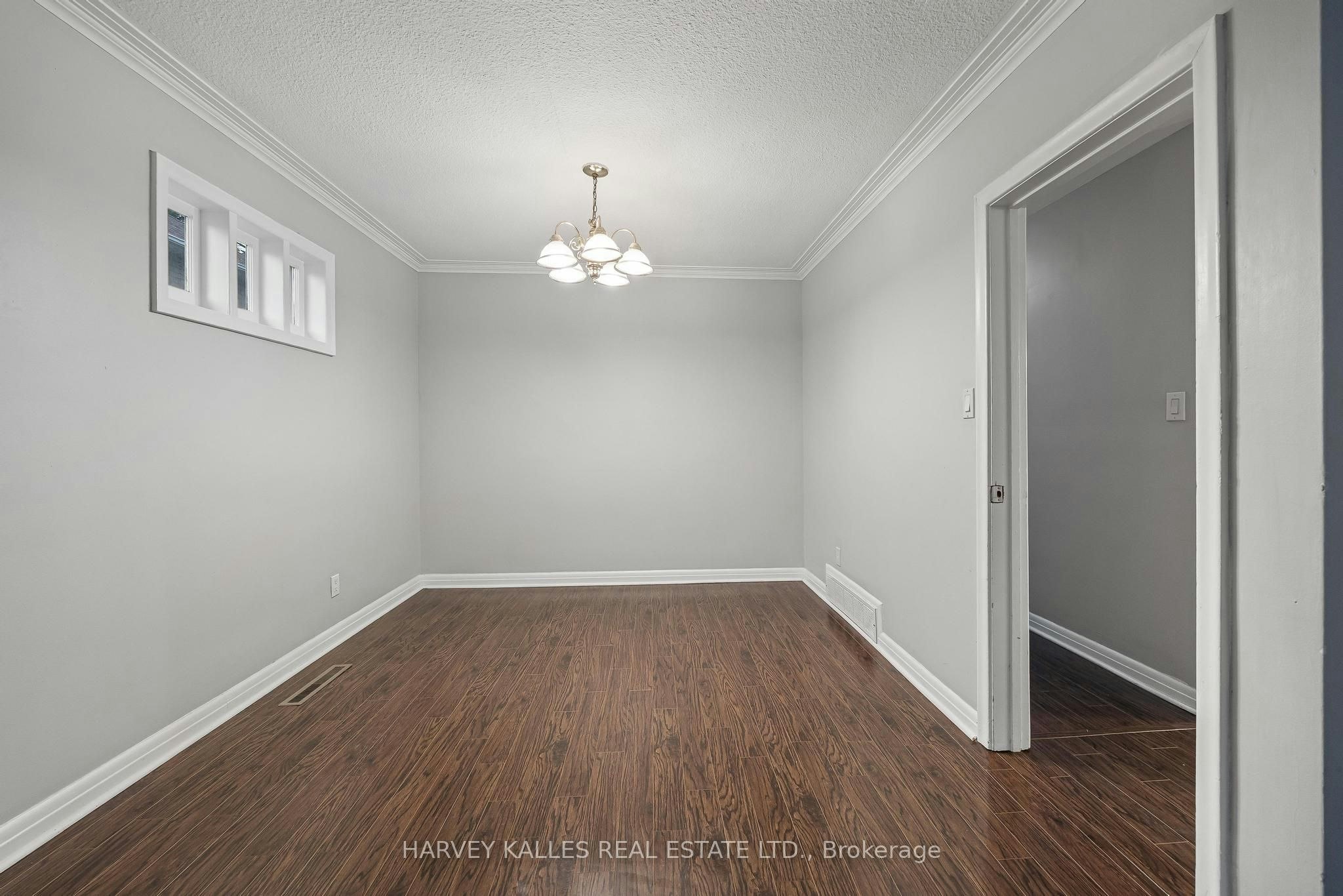 Main-128 Bogert Avenue, Toronto, ON, M2N 1K8 - 4
