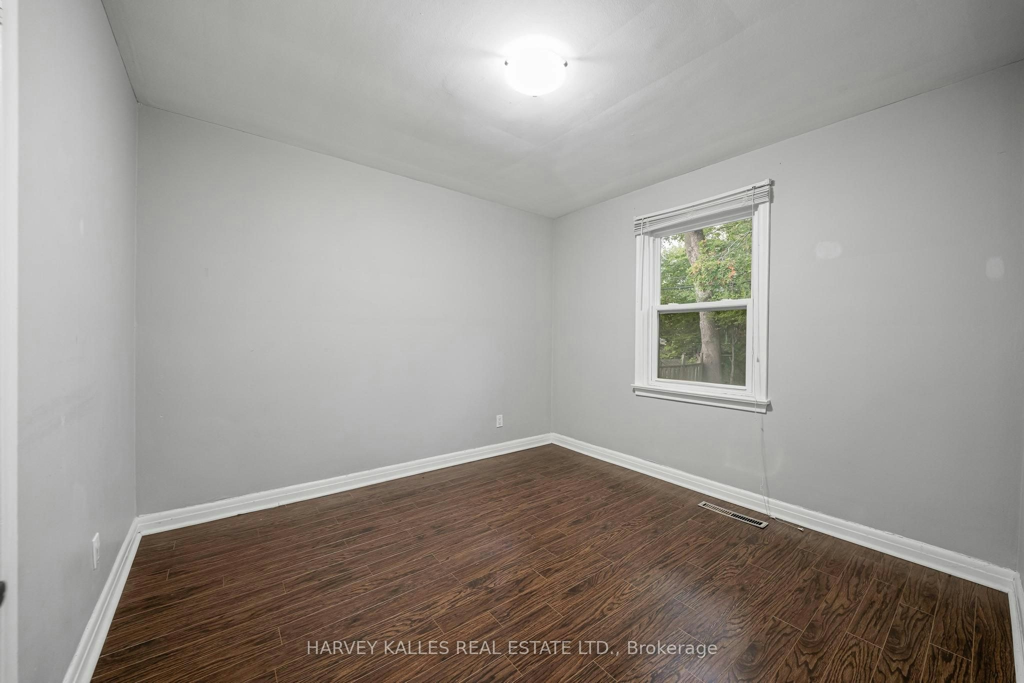 Main-128 Bogert Avenue, Toronto, ON, M2N 1K8 - 13