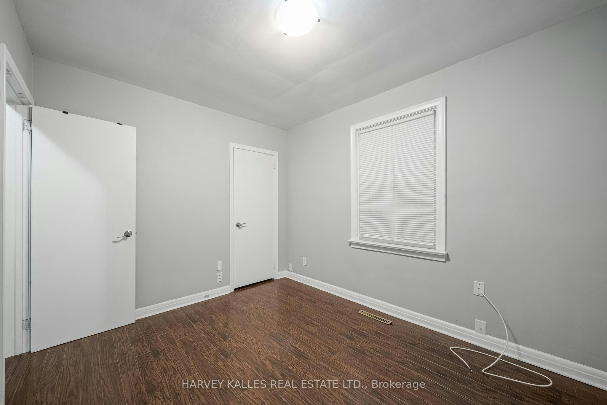 Main-128 Bogert Avenue, Toronto, ON, M2N 1K8 - 12