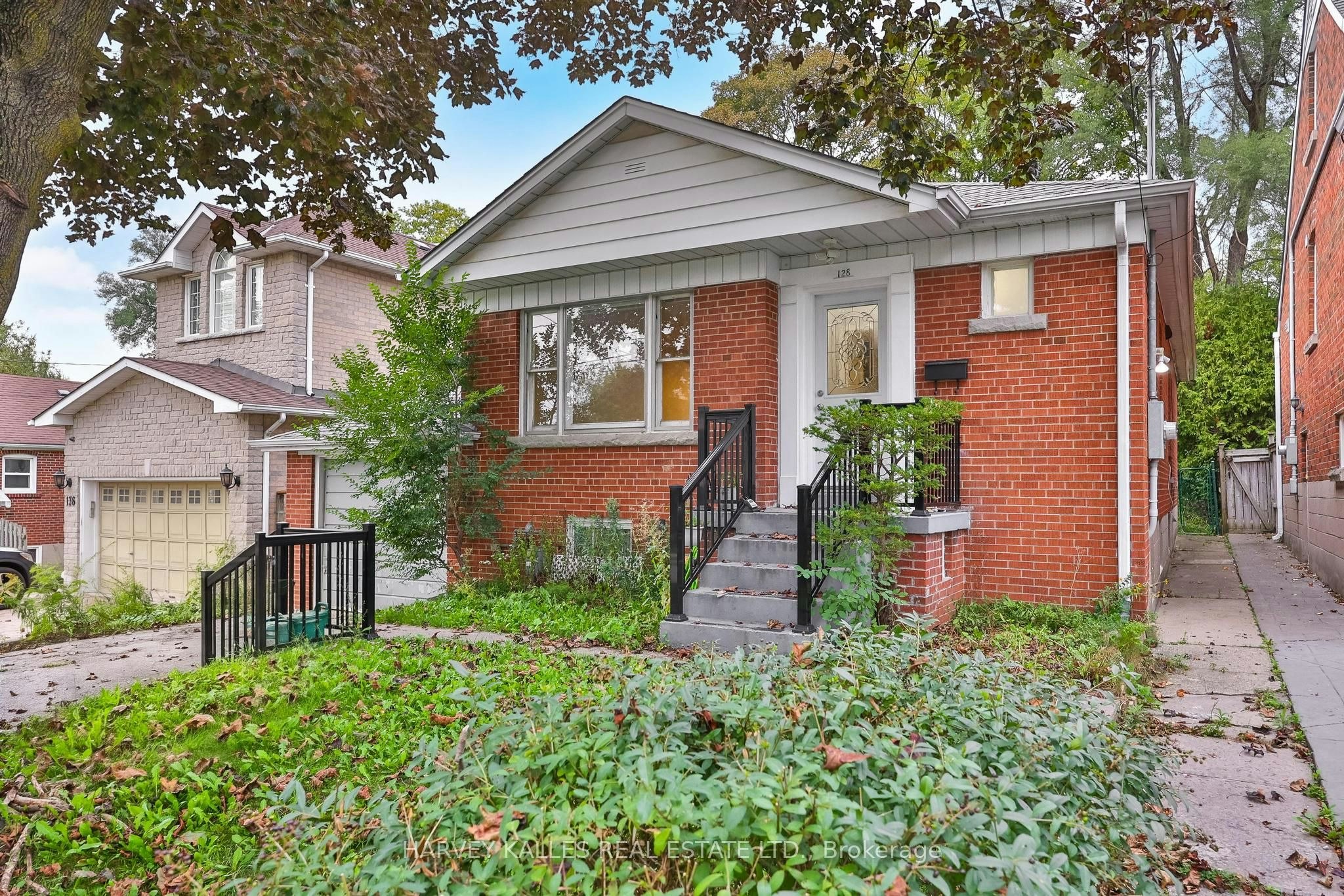 Main-128 Bogert Avenue, Toronto, ON, M2N 1K8 - 2