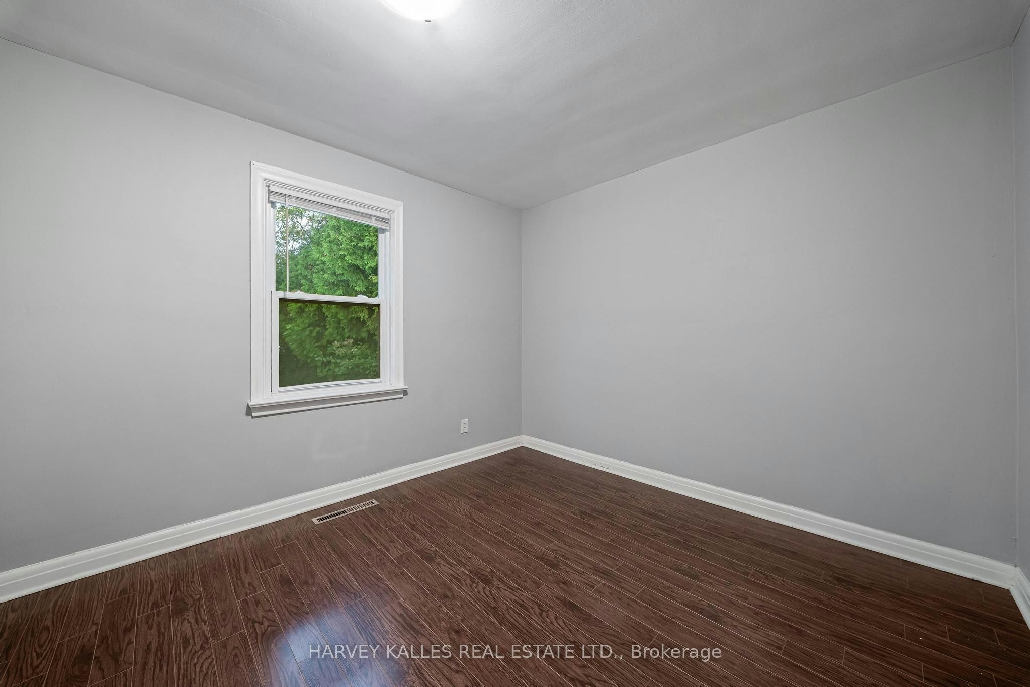Main-128 Bogert Avenue, Toronto, ON, M2N 1K8 - 16