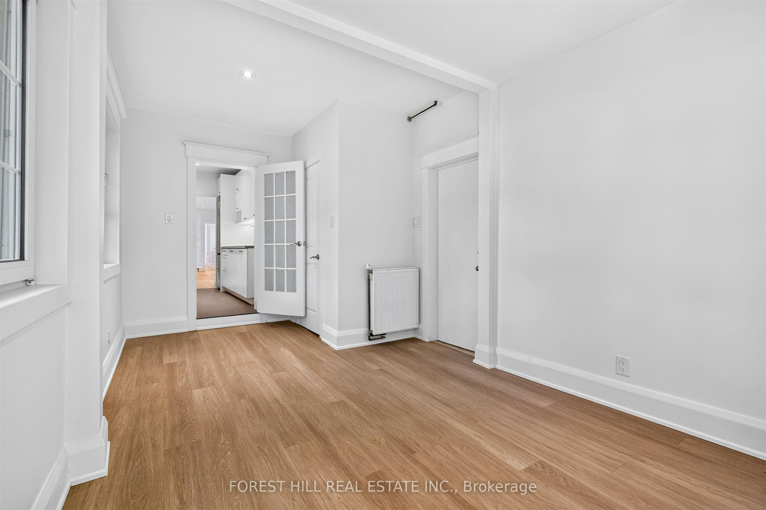 D-30 Pinewood Avenue, Toronto, ON, M6C 2V1 - 19