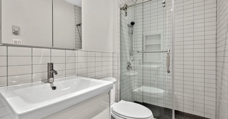 D-30 Pinewood Avenue, Toronto, ON, M6C 2V1 - 20