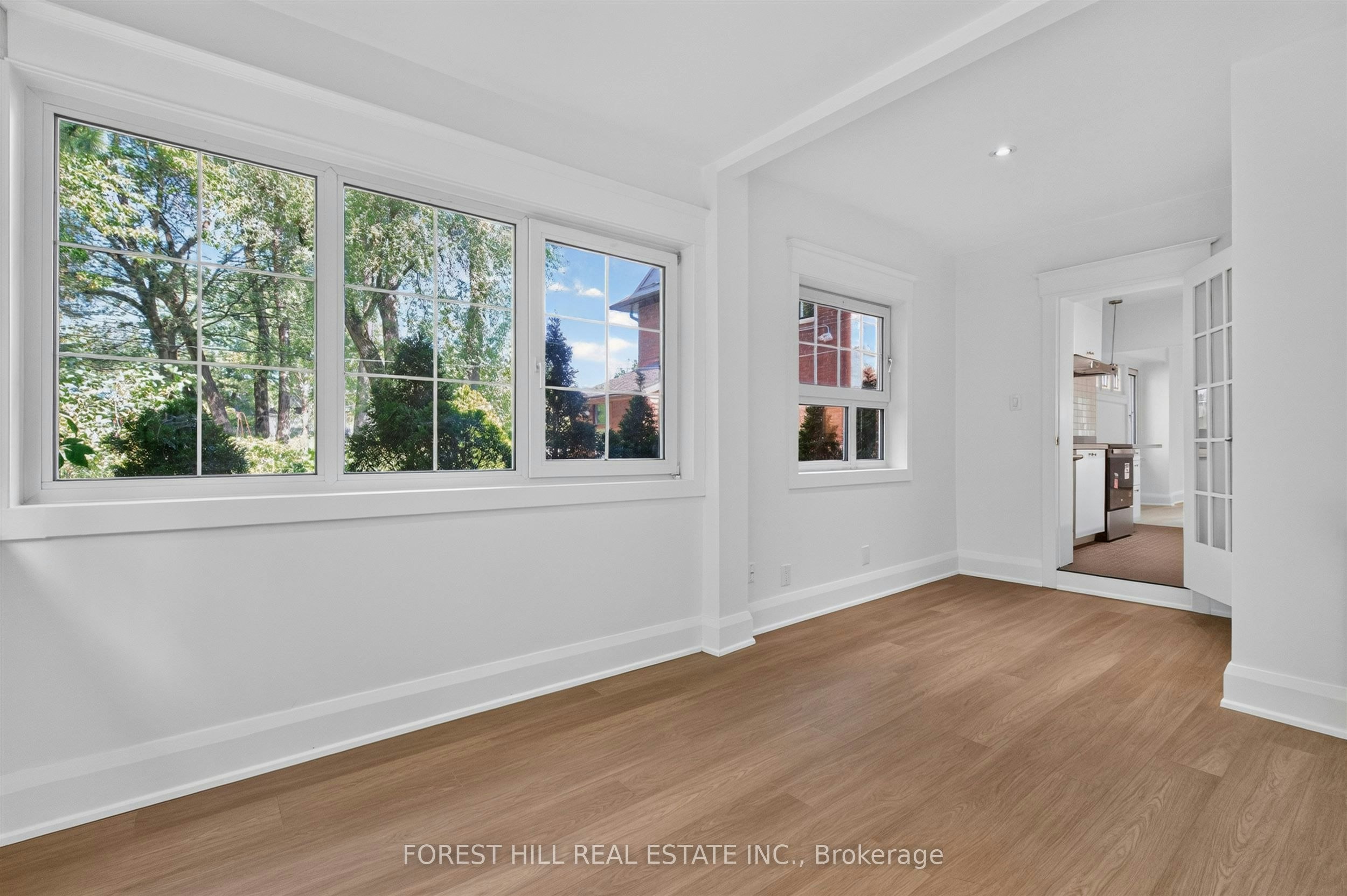 D-30 Pinewood Avenue, Toronto, ON, M6C 2V1 - 18