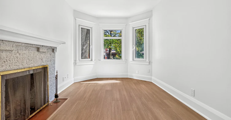 D-30 Pinewood Avenue, Toronto, ON, M6C 2V1 - 13