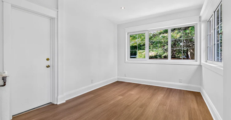 D-30 Pinewood Avenue, Toronto, ON, M6C 2V1 - 16