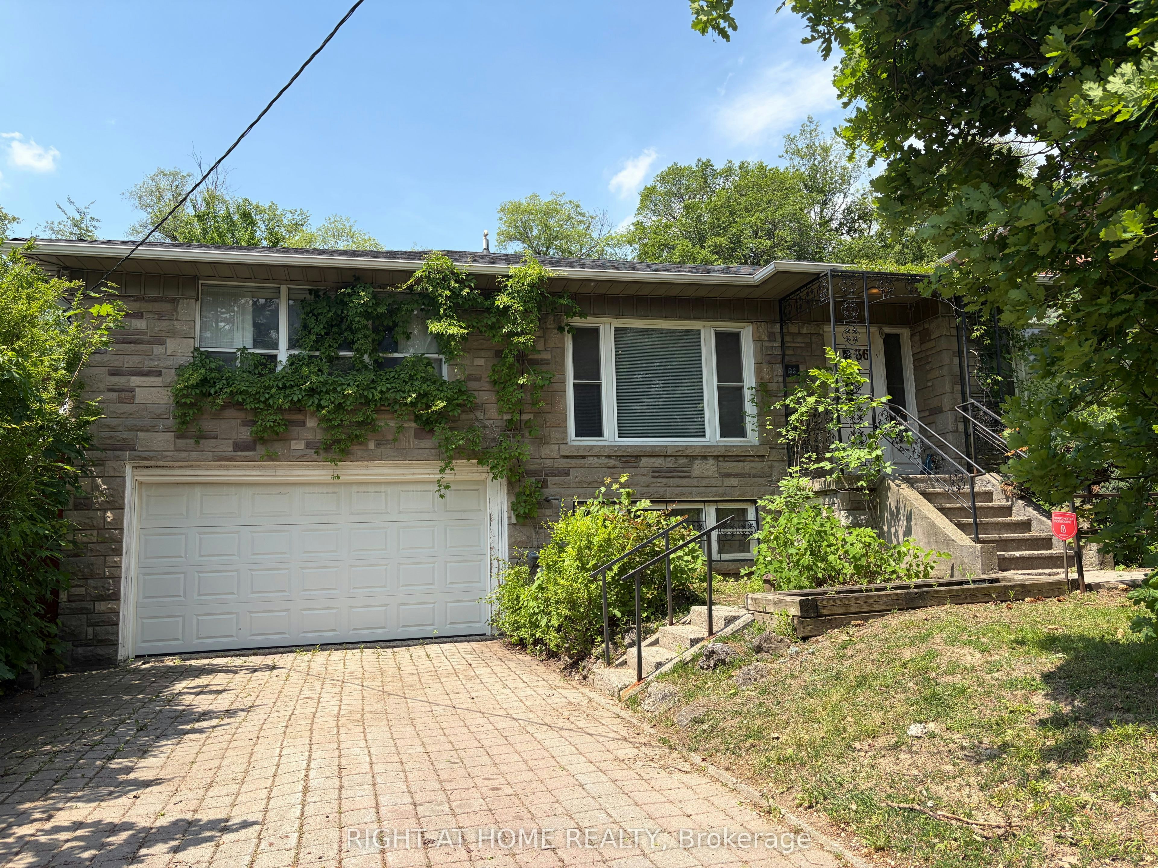 36 Forest Wood, Toronto, ON, M5N 2V9