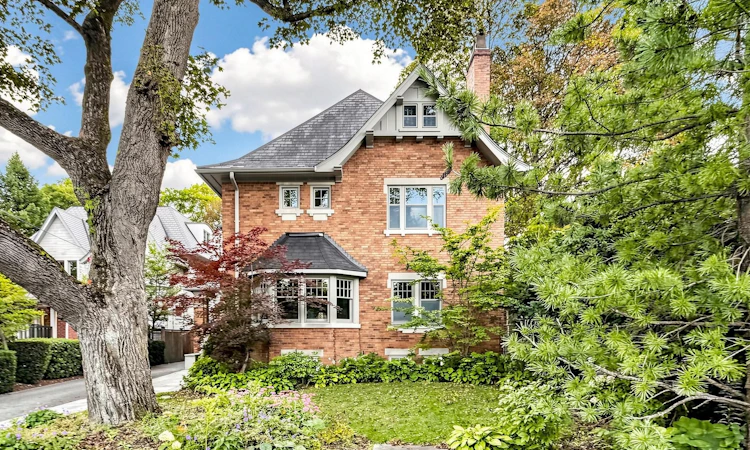 92 Inglewood Drive