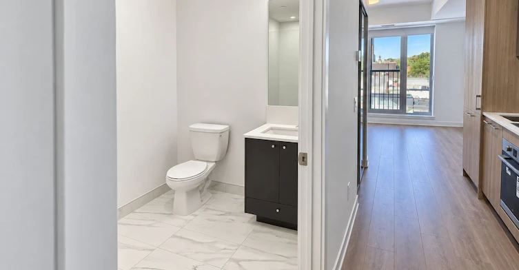 450-30 Dreamers Way, Toronto, ON, M5A 0Y7 - 16