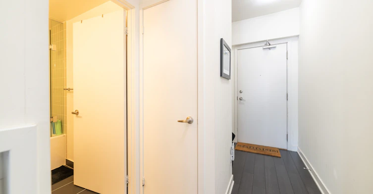 1610-210 Simcoe Street, Toronto, ON, M5T 0A9 - 13