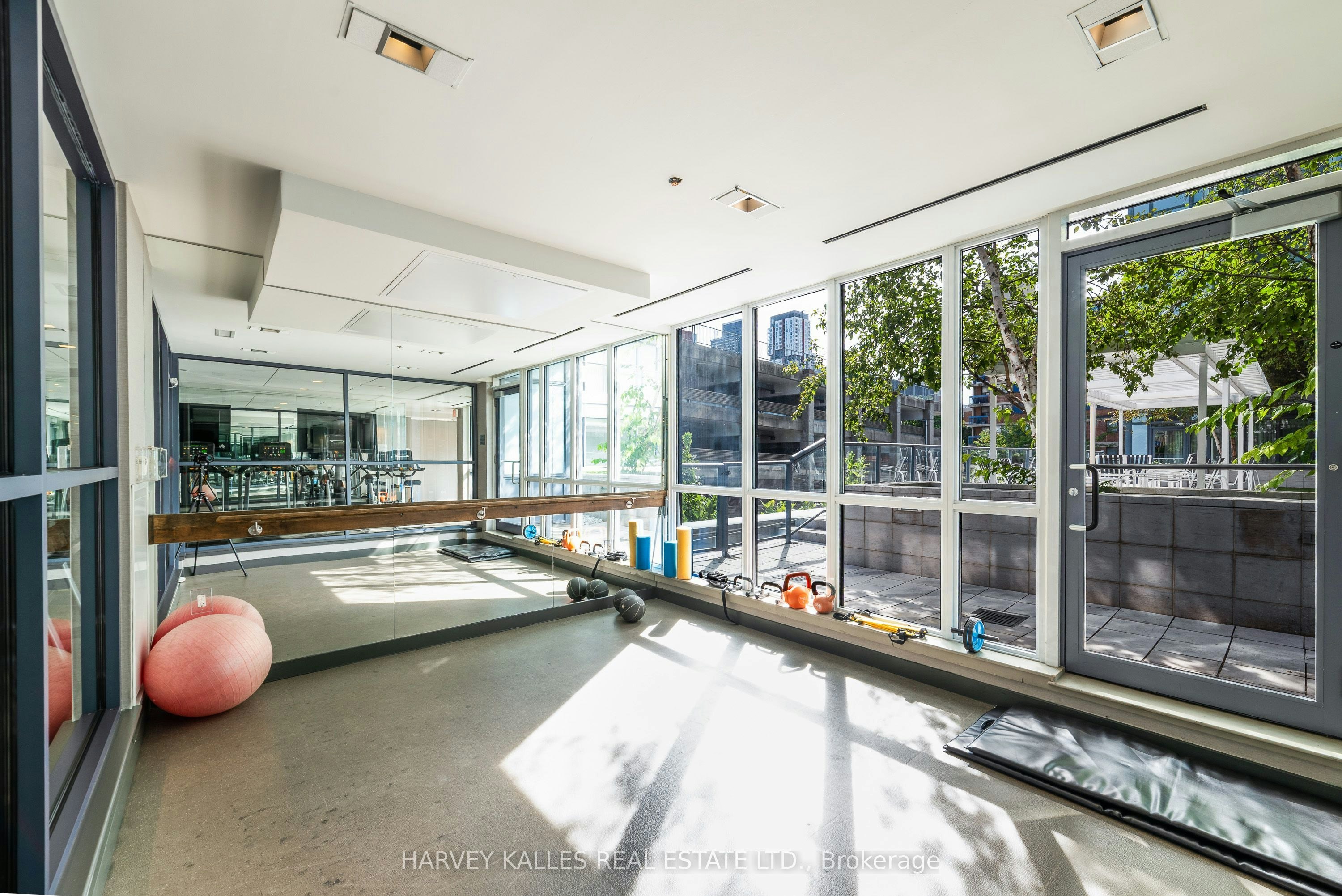1610-210 Simcoe Street, Toronto, ON, M5T 0A9 - 16