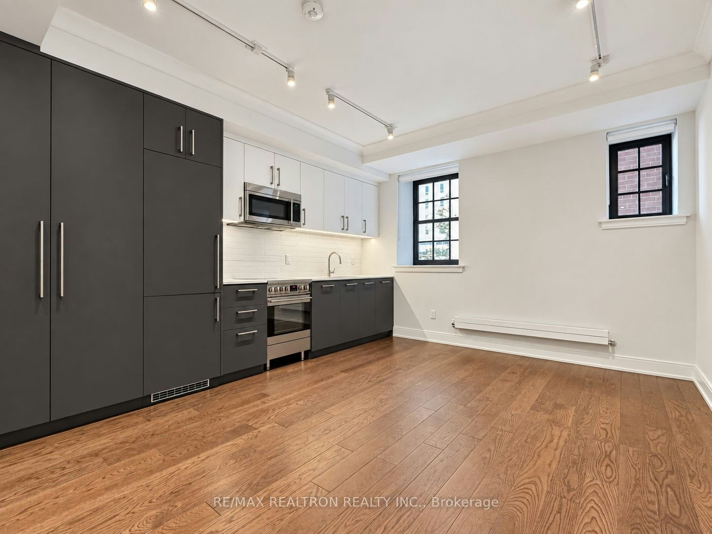 120-2 Clarendon Avenue, Toronto, ON, M4V 1H9 - 2