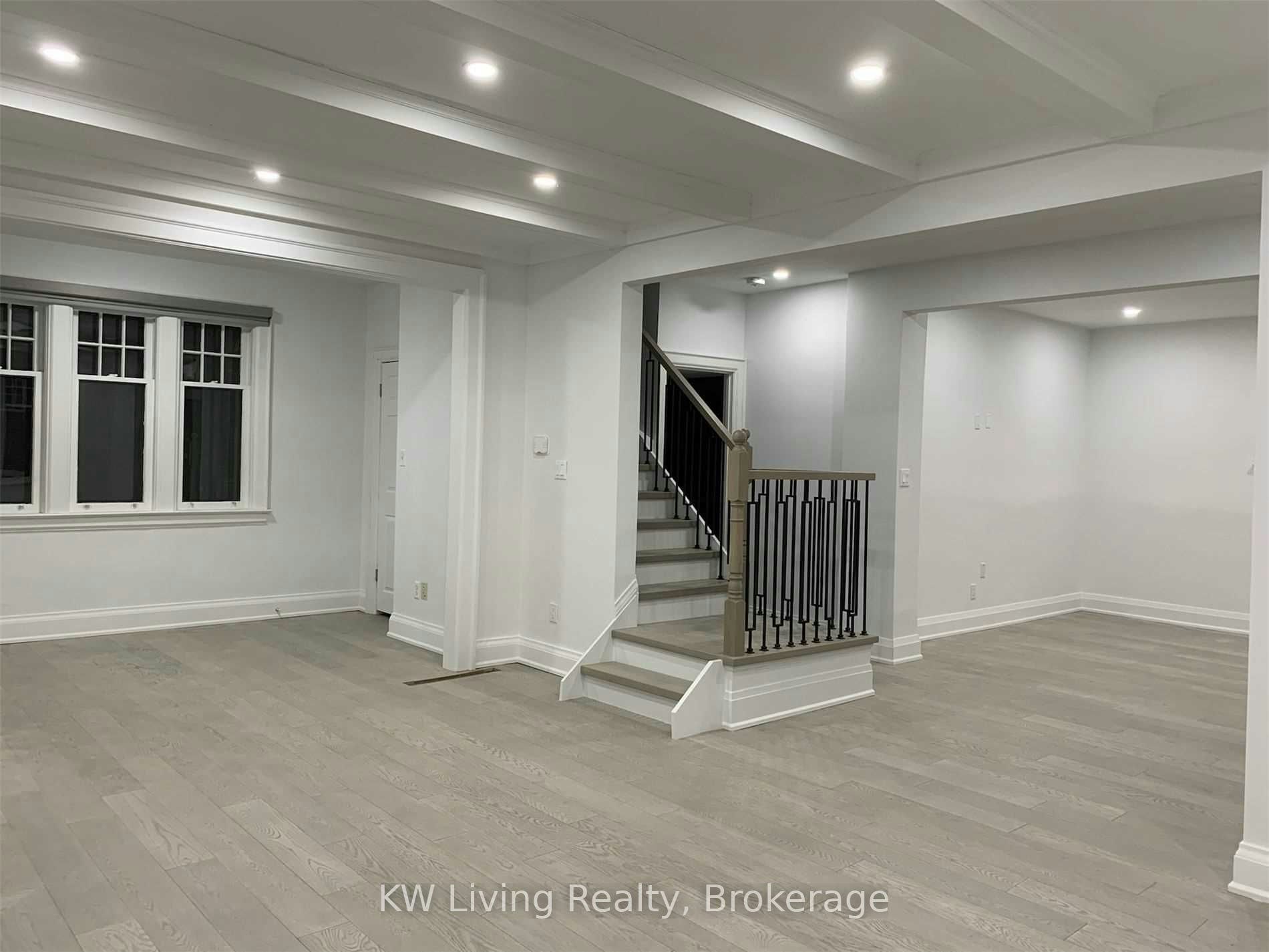 180 Dinnick Crescent, Toronto, ON, M4N 1M3 - 3