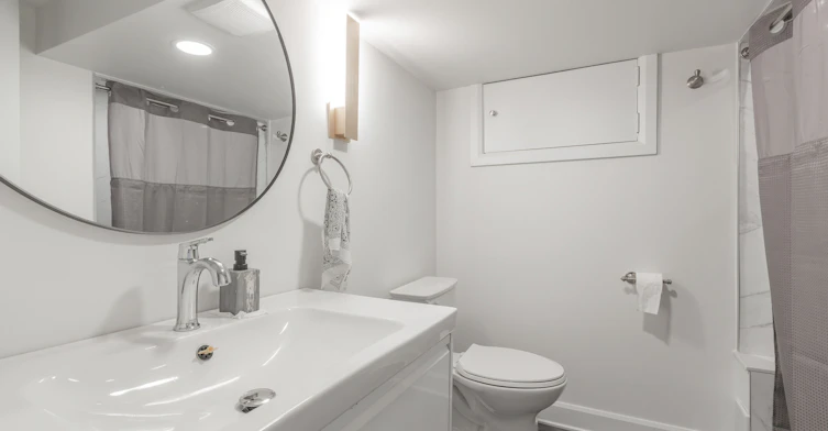 Lower Level-91 Bishop Avenue, Toronto, ON, M2M 1Z5 - 18