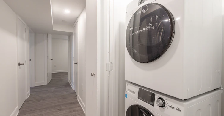 Lower Level-91 Bishop Avenue, Toronto, ON, M2M 1Z5 - 19