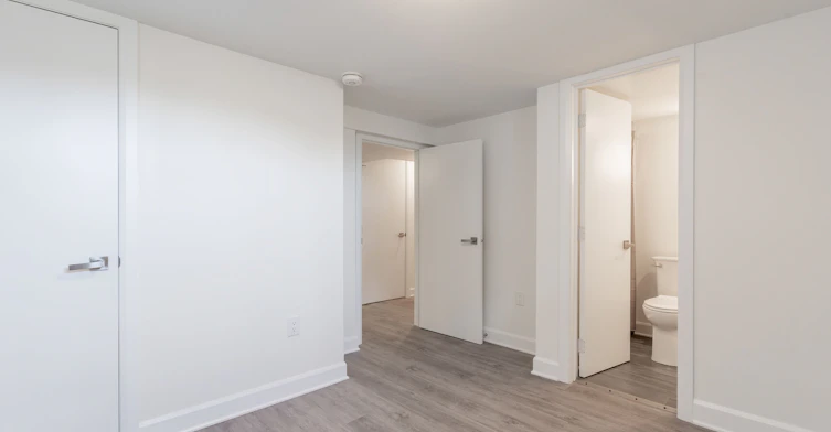 Lower Level-91 Bishop Avenue, Toronto, ON, M2M 1Z5 - 13