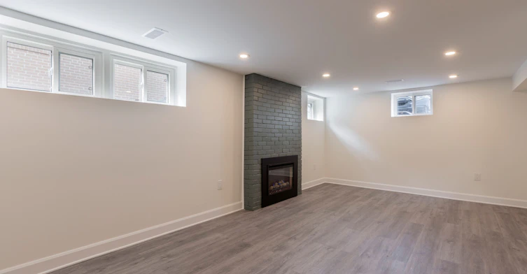 Lower Level-91 Bishop Avenue, Toronto, ON, M2M 1Z5 - 6