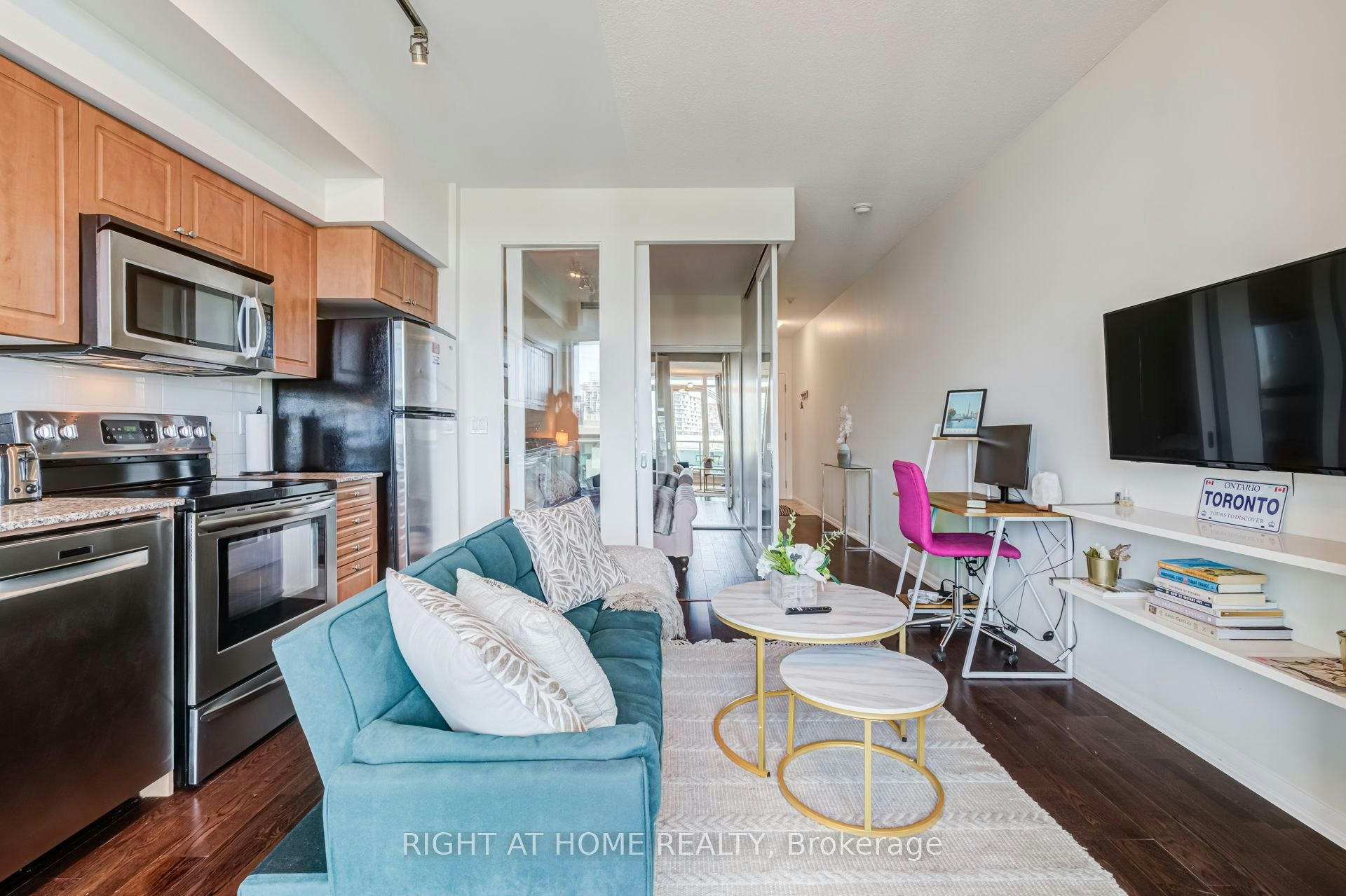 771-209 Fort York Boulevard, Toronto, ON, M5V 4A1 - 12