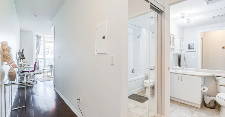 771-209 Fort York Boulevard, Toronto, ON, M5V 4A1 - 5