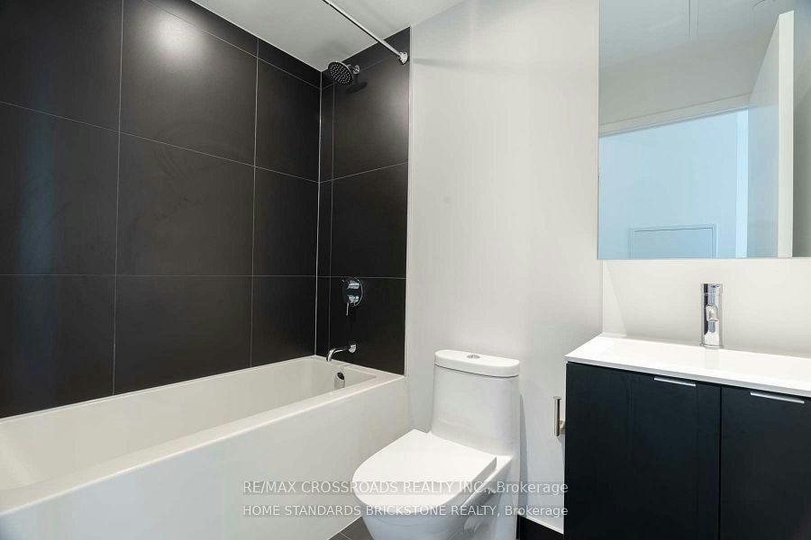 2616-20 Edward Street, Toronto, ON, M5G 1C9 - 7