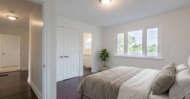 Main-91 Bishop Avenue, Toronto, ON, M2M 1Z5 - 14
