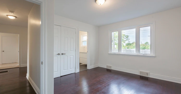 Main-91 Bishop Avenue, Toronto, ON, M2M 1Z5 - 13