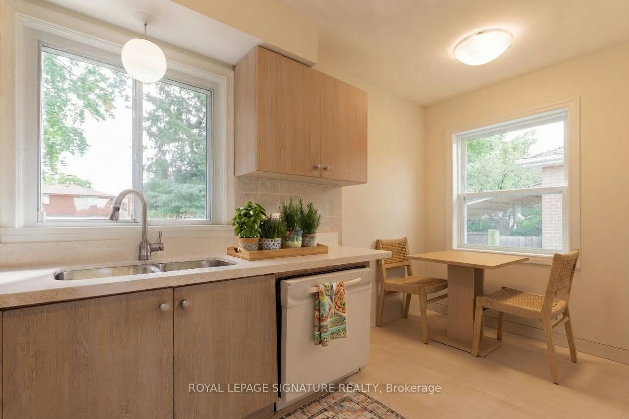 Main-91 Bishop Avenue, Toronto, ON, M2M 1Z5 - 12