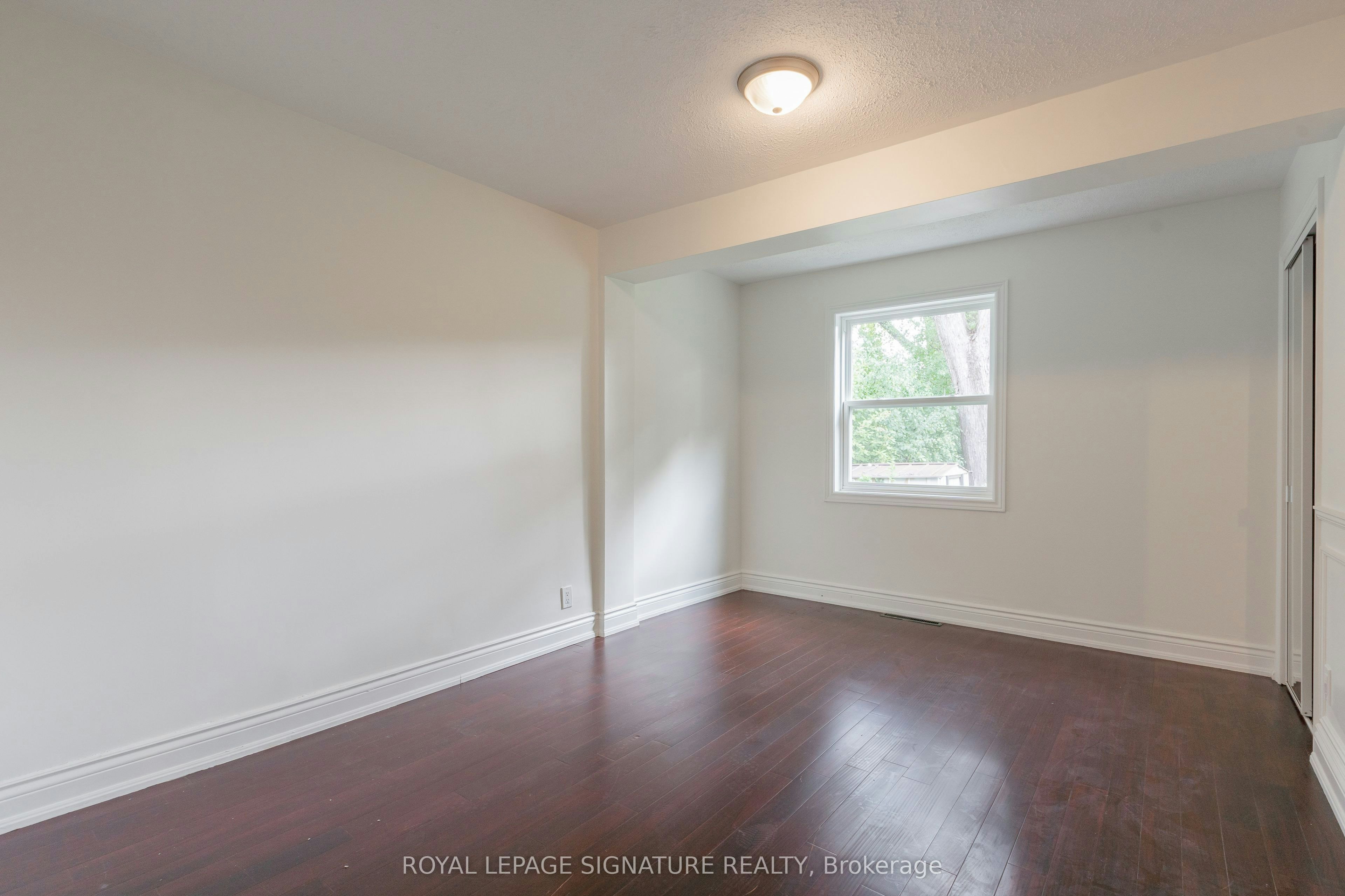 Main-91 Bishop Avenue, Toronto, ON, M2M 1Z5 - 17