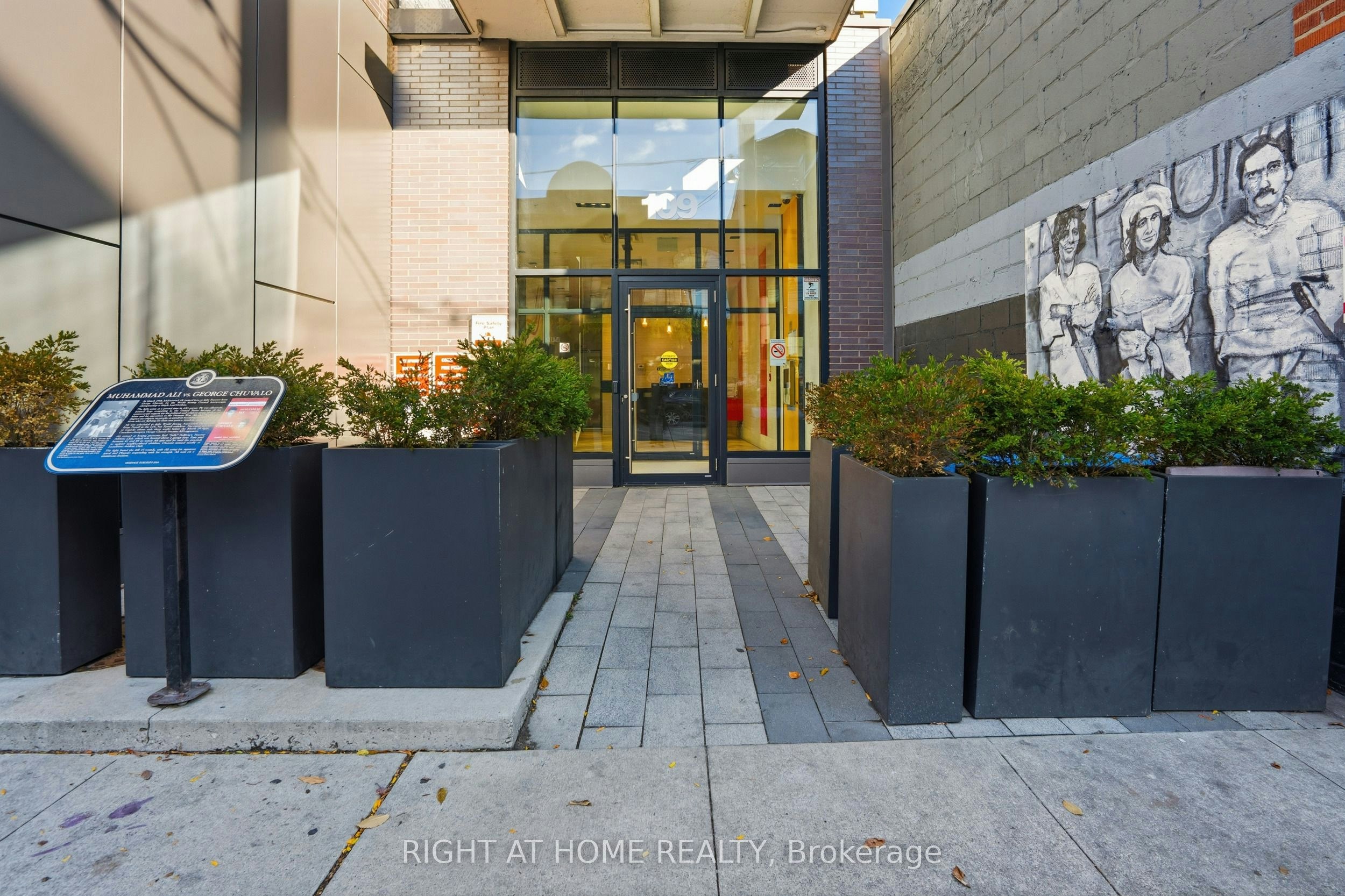 511-109 Ossington Avenue, Toronto, ON, M6J 2Z2 - 2