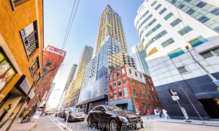 4005-87 Peter Street